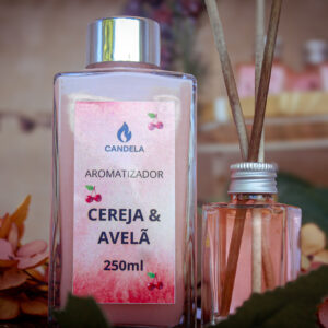 Difusor de aromas Cereja & Avelã 250 ML – Aromatizador de Ambientes com Fragrância Doce e Sofisticada